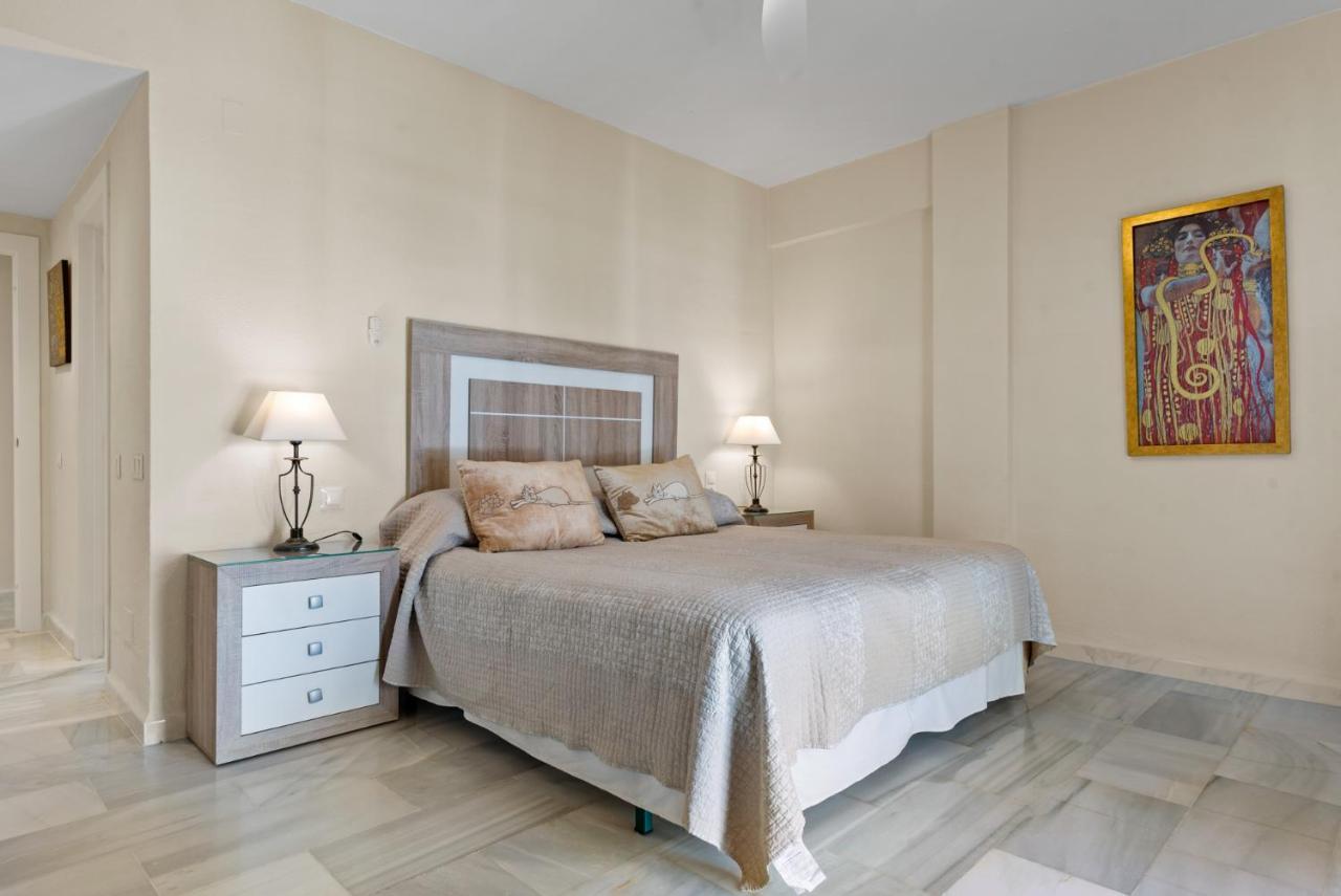 Sl Apartament *
